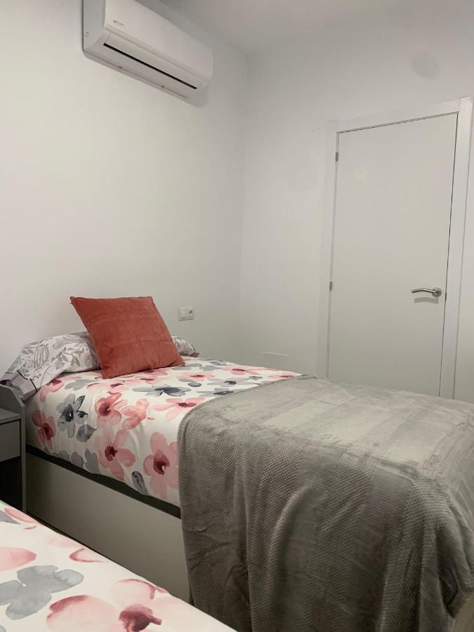Apartamento—Centro Parking Gratis Grupos Малага Экстерьер фото